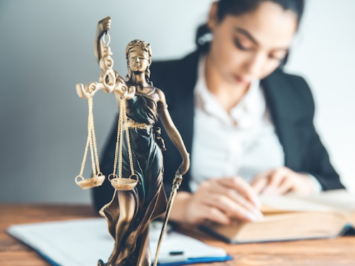 divorce lawyer in Kolkata