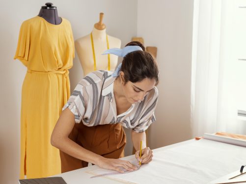 Student learning sketching during Fashion Design Courses